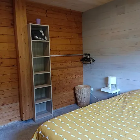 De La Croix Regnault Raids