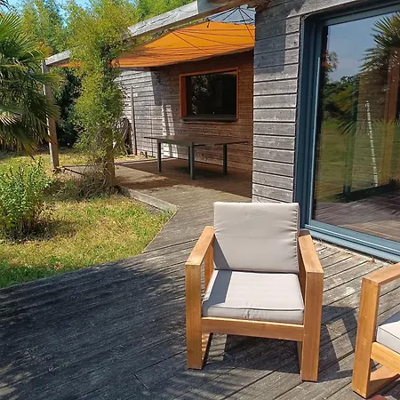 De La Croix Regnault Raids